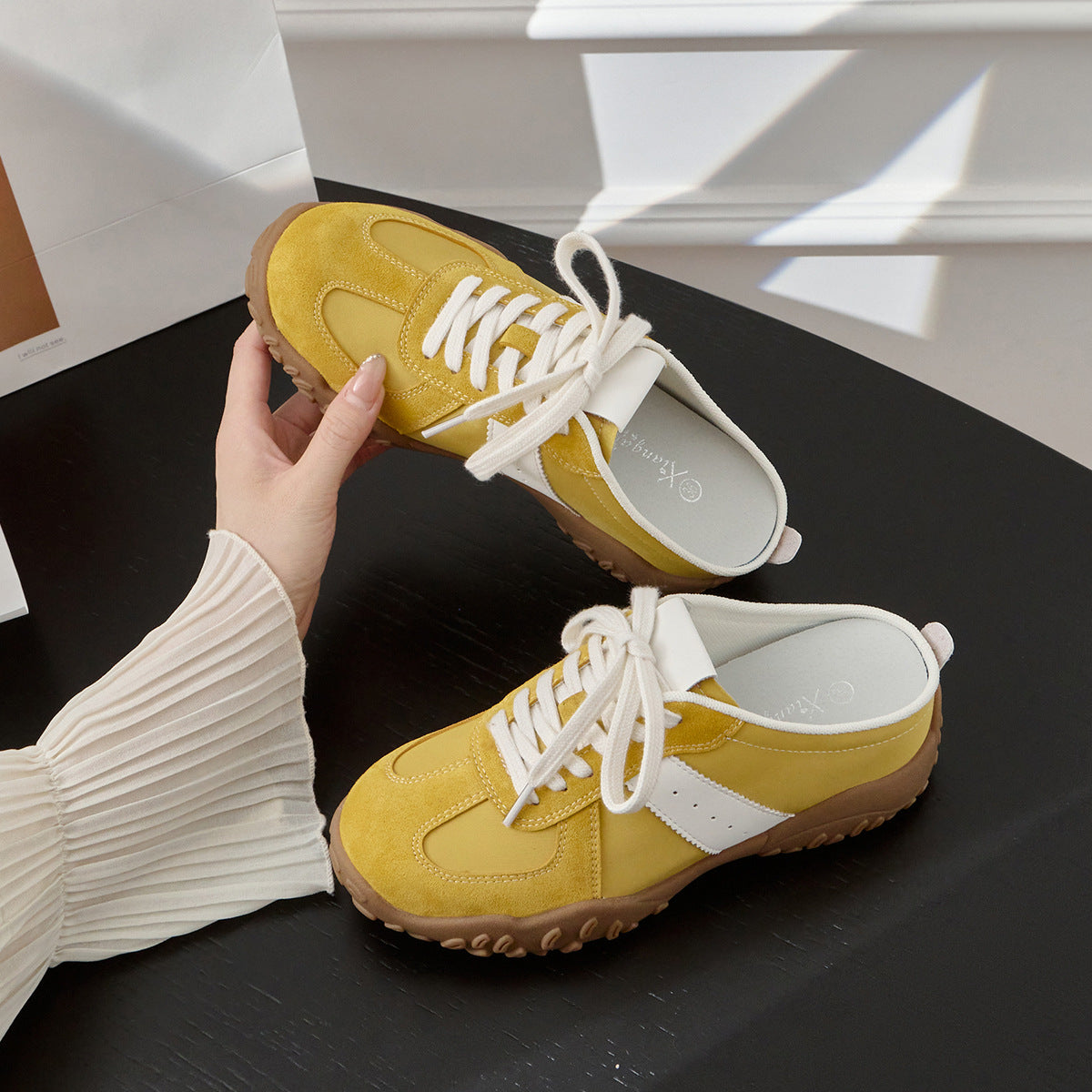 Women's Closed Toe Half Small Height Increasing Insole Breathable Summer Outdoor Sneakers