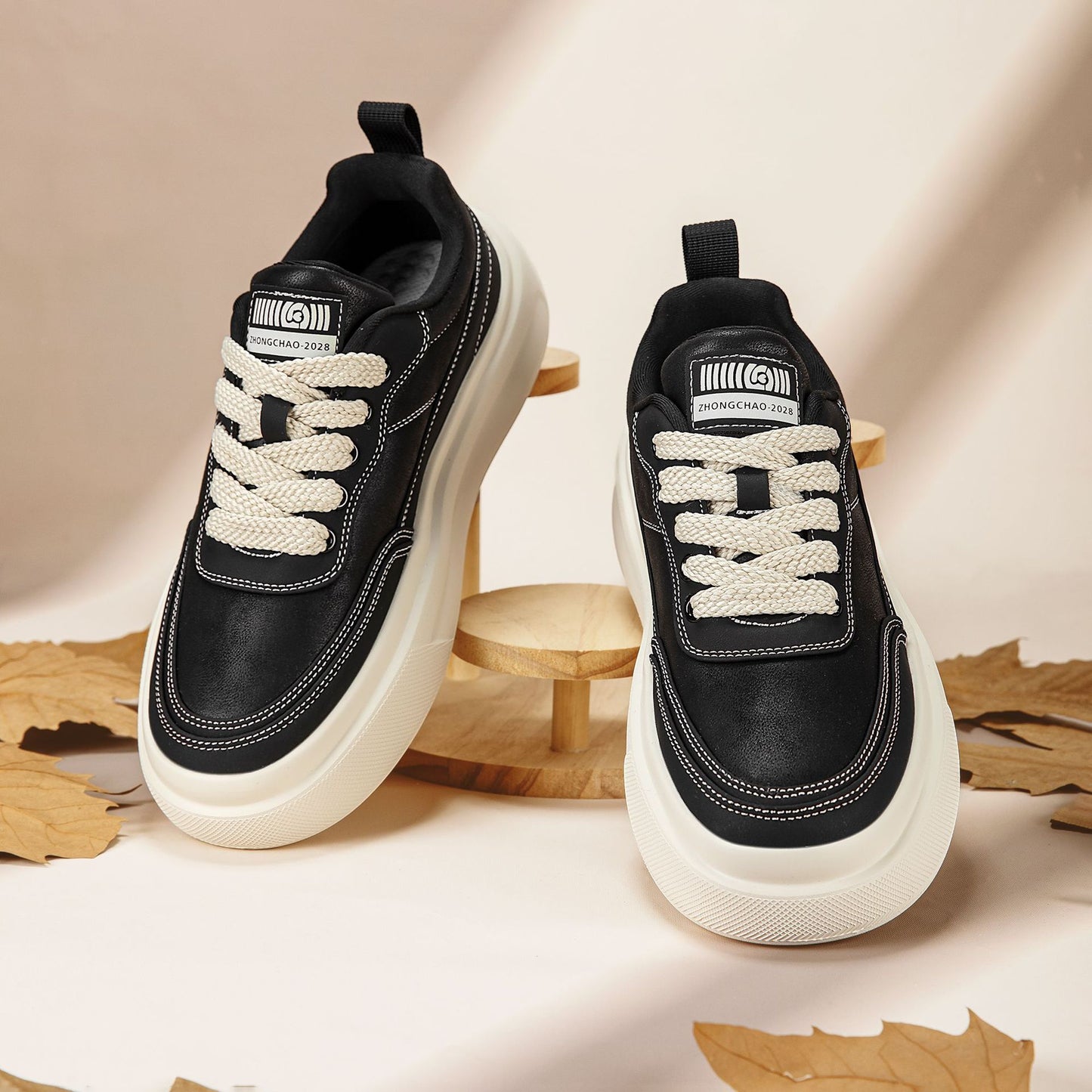 Men's Thick-soled Spring Fashion Retro Simple Lightweight Men's Board Shoes