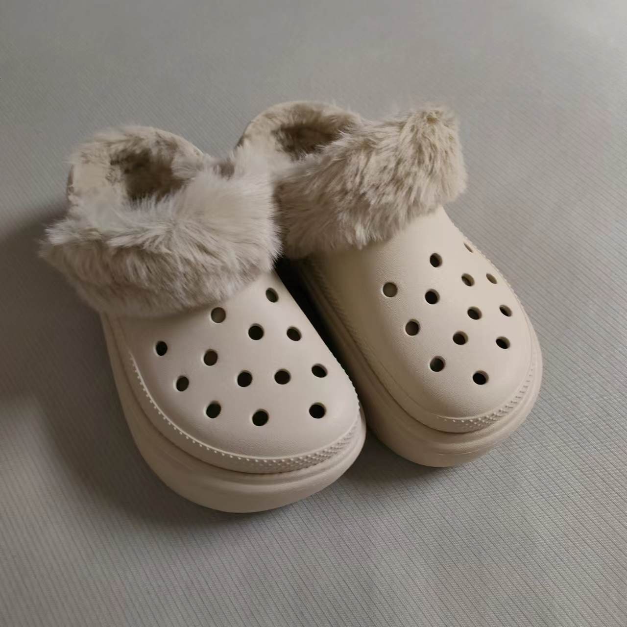 Warm Cotton Fleece-lined Hole Winter Outdoor Travel Ladies Women's Shoes
