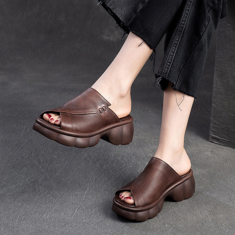 Thick Bottom Lightweight Breathable Retro Comfortable Slippers