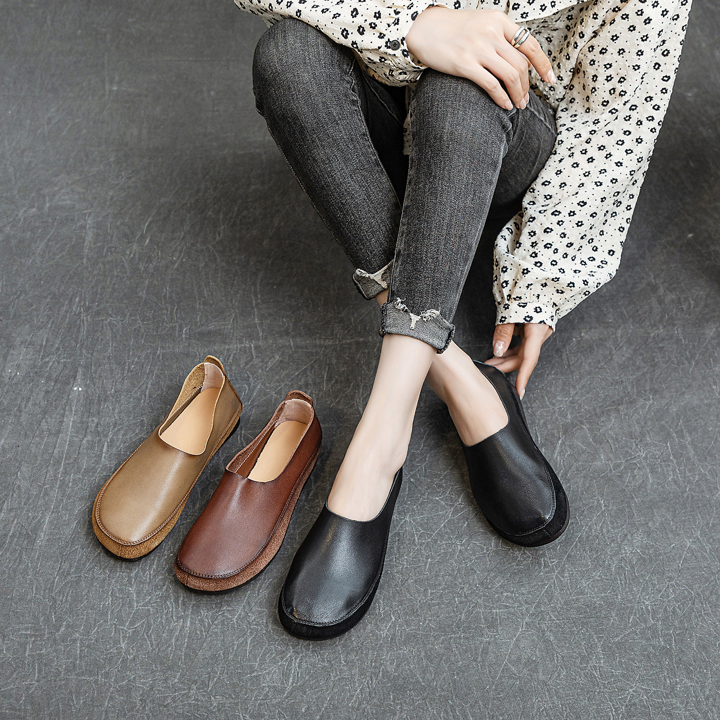 Women's Retro Handmade Autumn Grandma Slip-on Soft Bottom Surface Full Women's Casual Shoes
