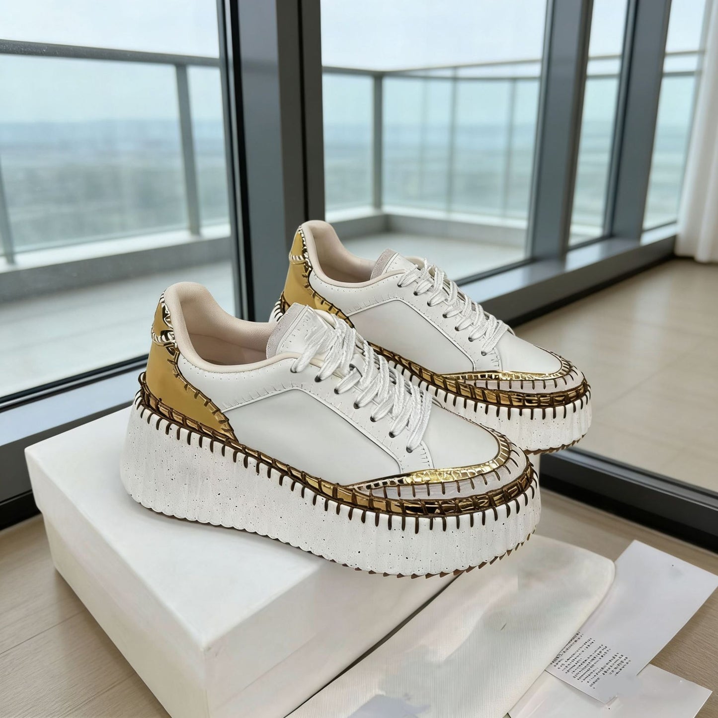 Women's Trend Elevator Wild Biscuit Shape Round Toe Women's Casual Shoes