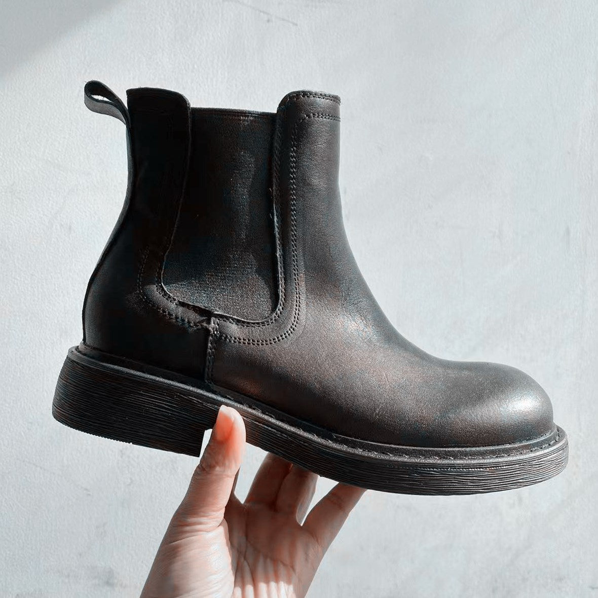 Women's Horse Chelsea Ankle Versatile Slimming Smoke Pipe Minimalist Design Women's Leather Boots