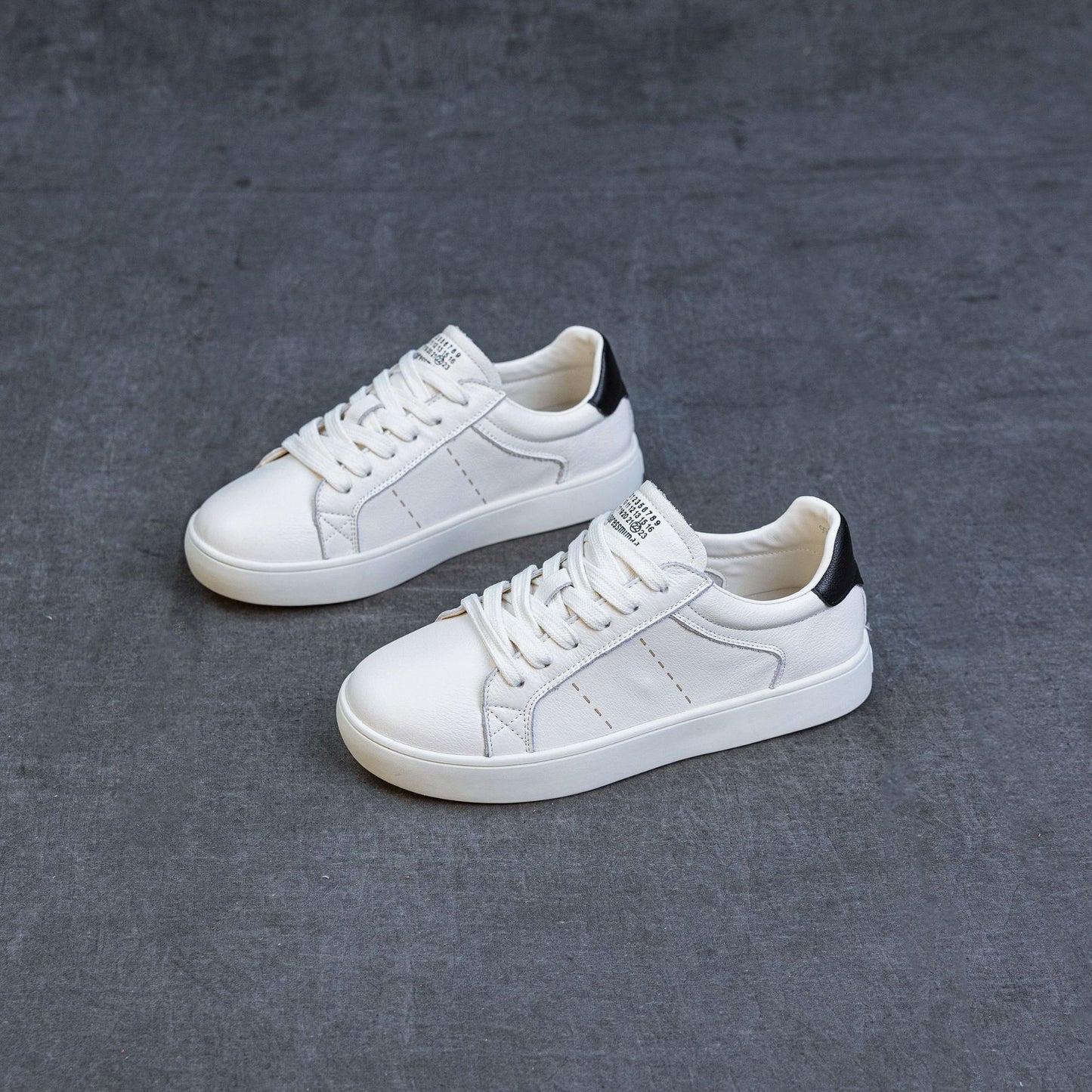 Women's Easy Wear Flat Comfortable Sports Board Breathable Women's Casual Shoes