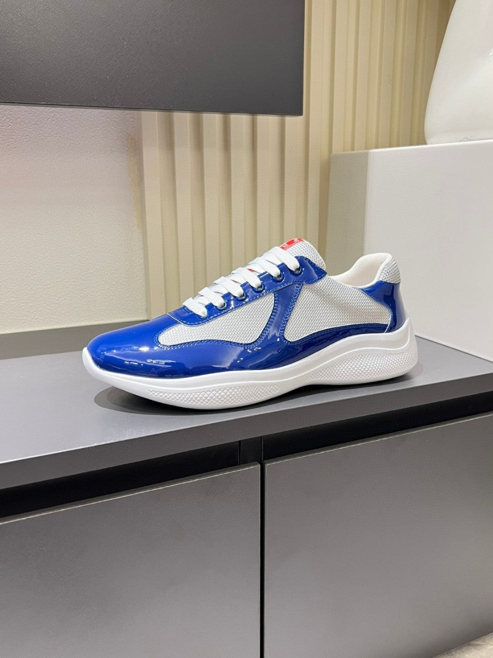 Men's Extra Large Sports First Layer Cowhide Patent Summer Sneakers