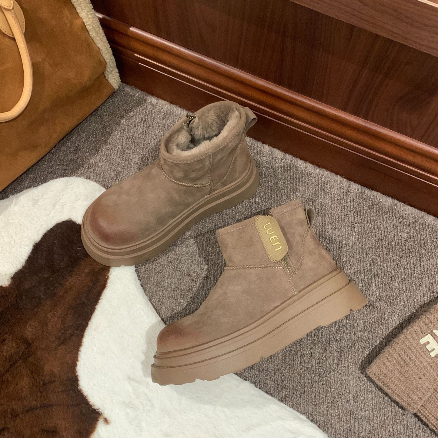 Women's Warm With Veet Side Zipper Platform Snow Boots