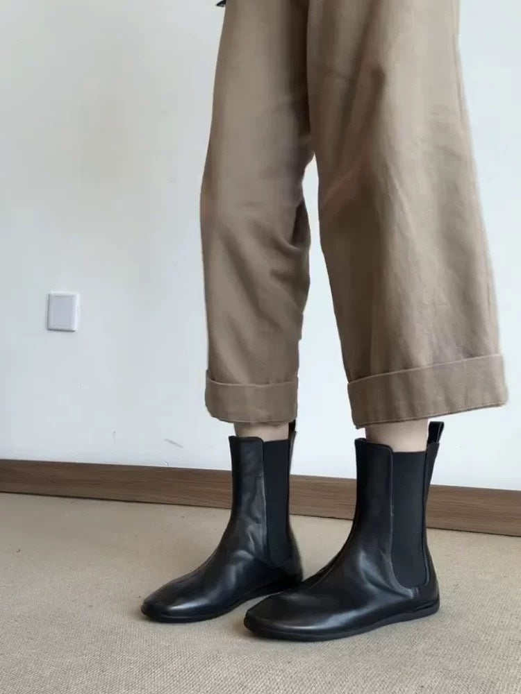 Women's Cowhide Version Retro Easy Matching Flat Bottom Comfort Round Women's Leather Boots