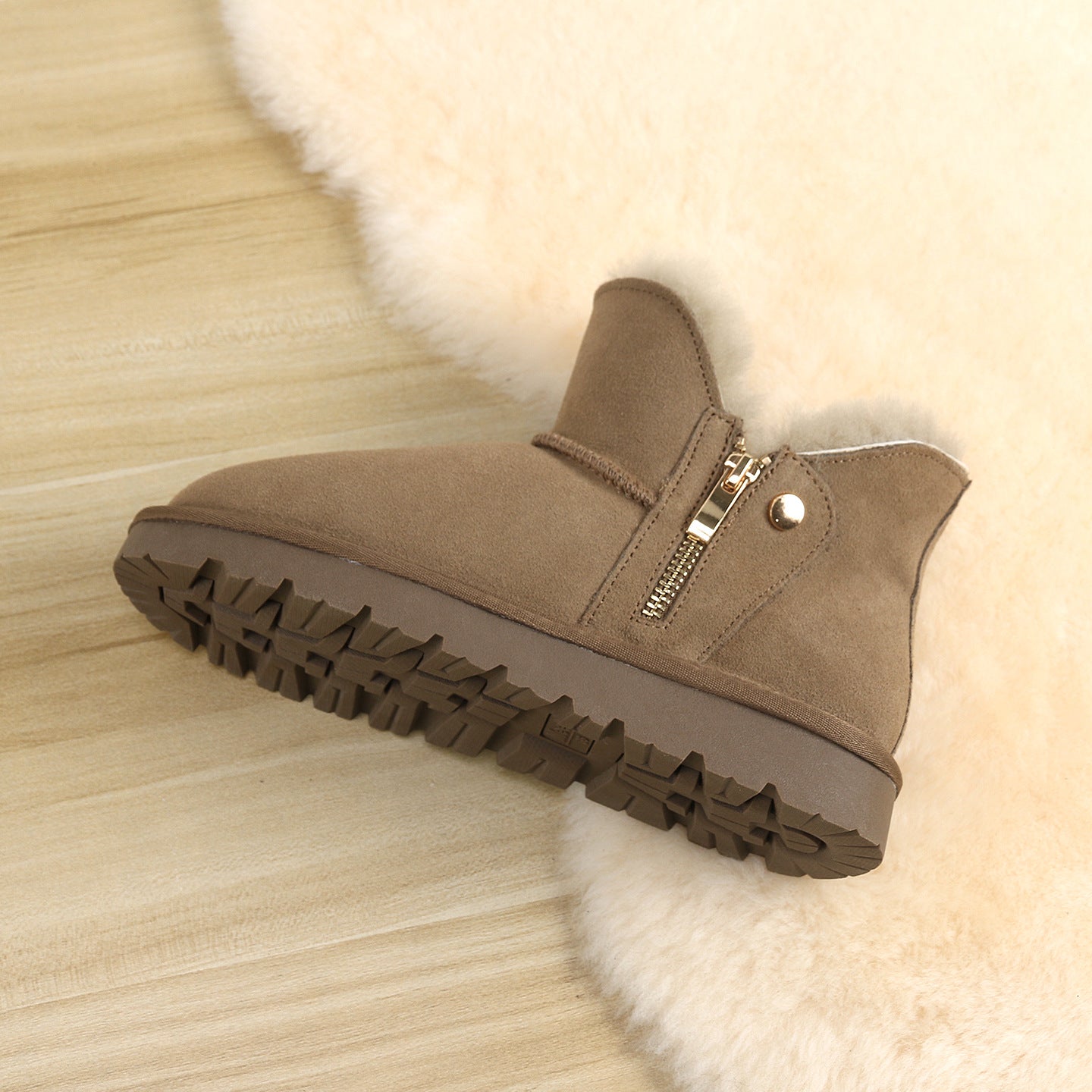 Women's Matte Cowhide Fur Integrated Short Thickened Snow Boots