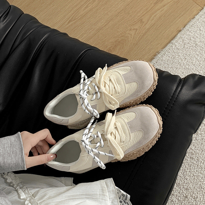 Women's Size Height Increasing Leisure Insole German Training College Style Fashion Women's Casual Shoes