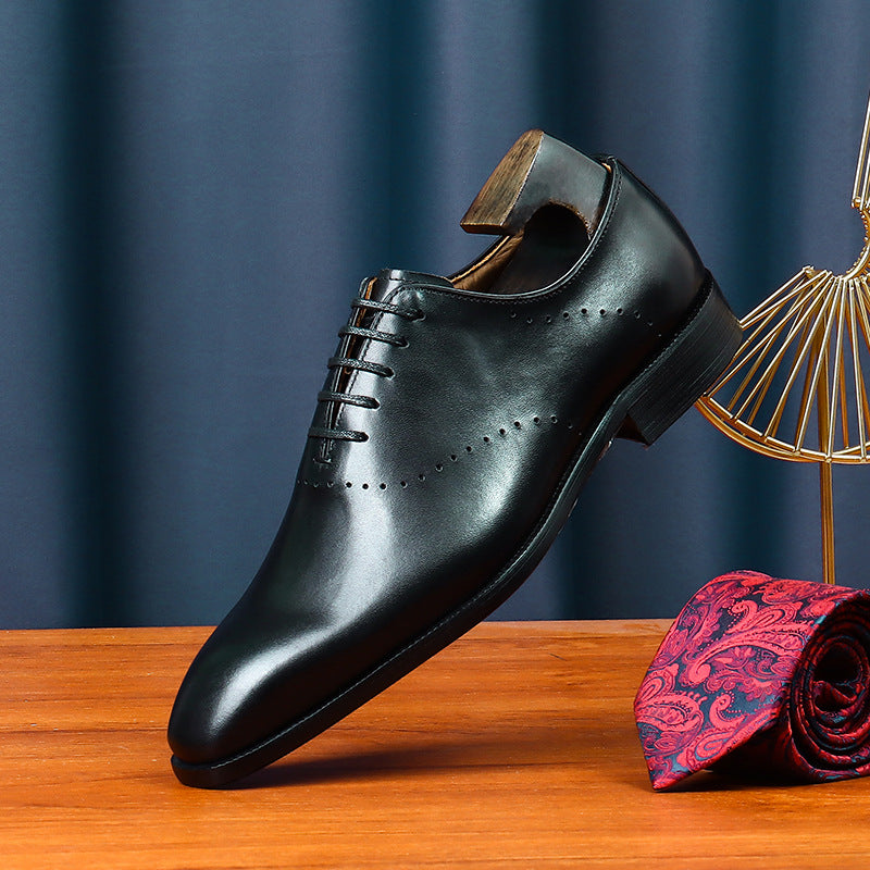 Men's Pointed British Style Carved An Entire Cowhide Leather Shoes