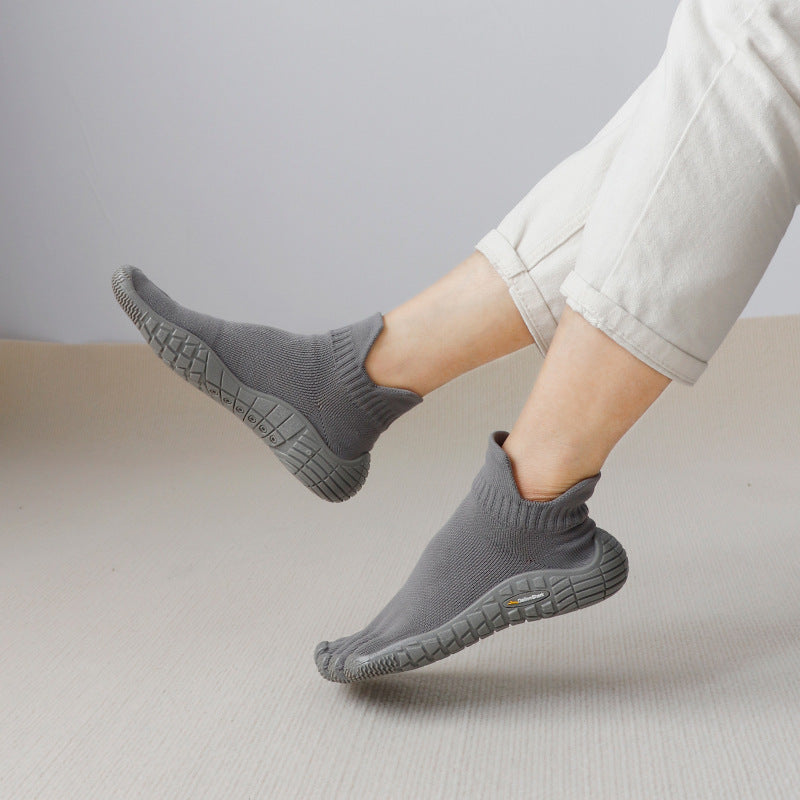 Men's Shark Indoor Outdoor Fitness Training Barefoot Sneakers
