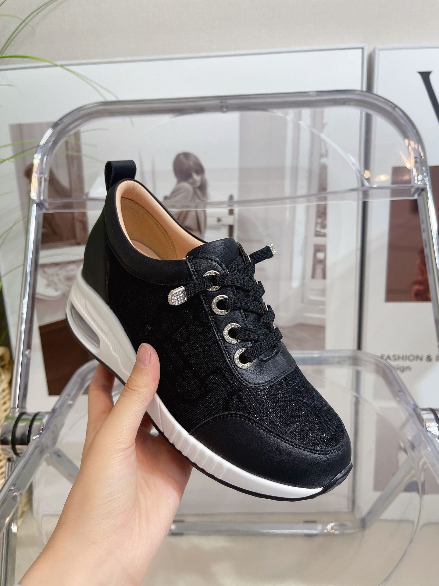 Women's White Summer Mesh Breathable Thick Bottom Height Casual Shoes