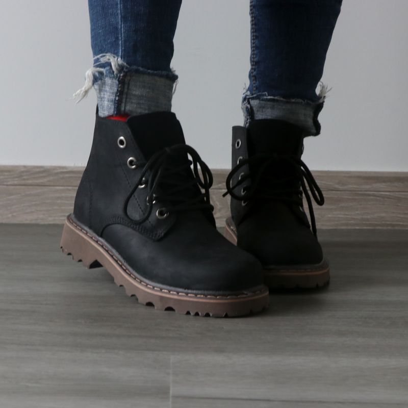 Women's & Men's Cowhide Martin Genuine Retro Breathable Ankle Worker Waterproof Riding Boots