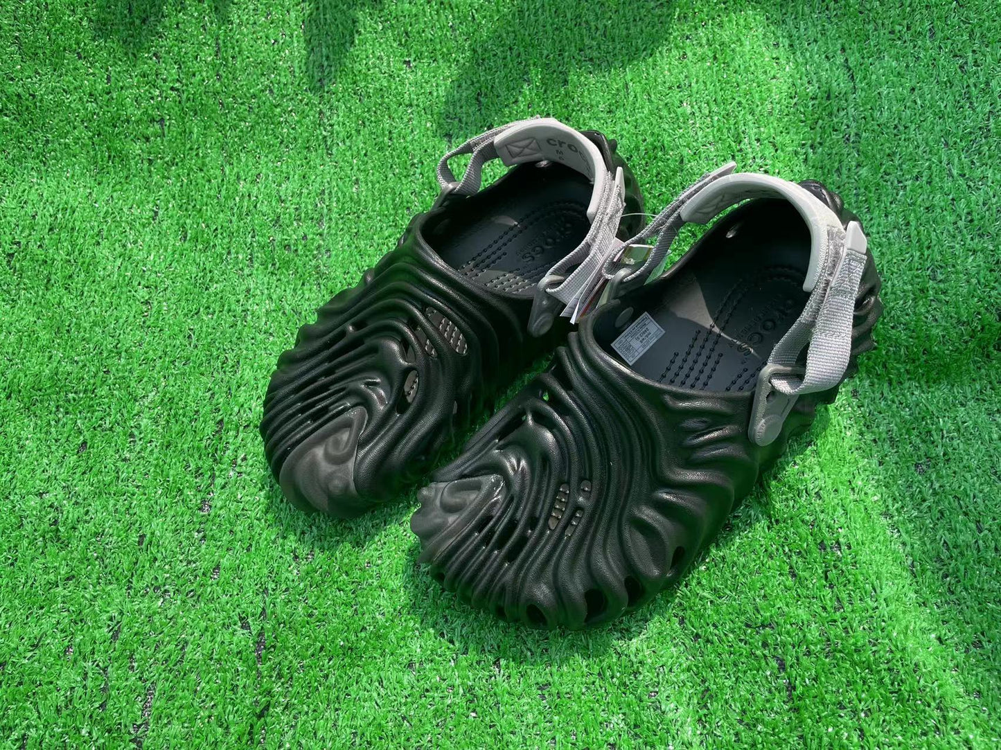 Men's Personalized Fingerprint Beach Outdoor Hole Quantity Sandals