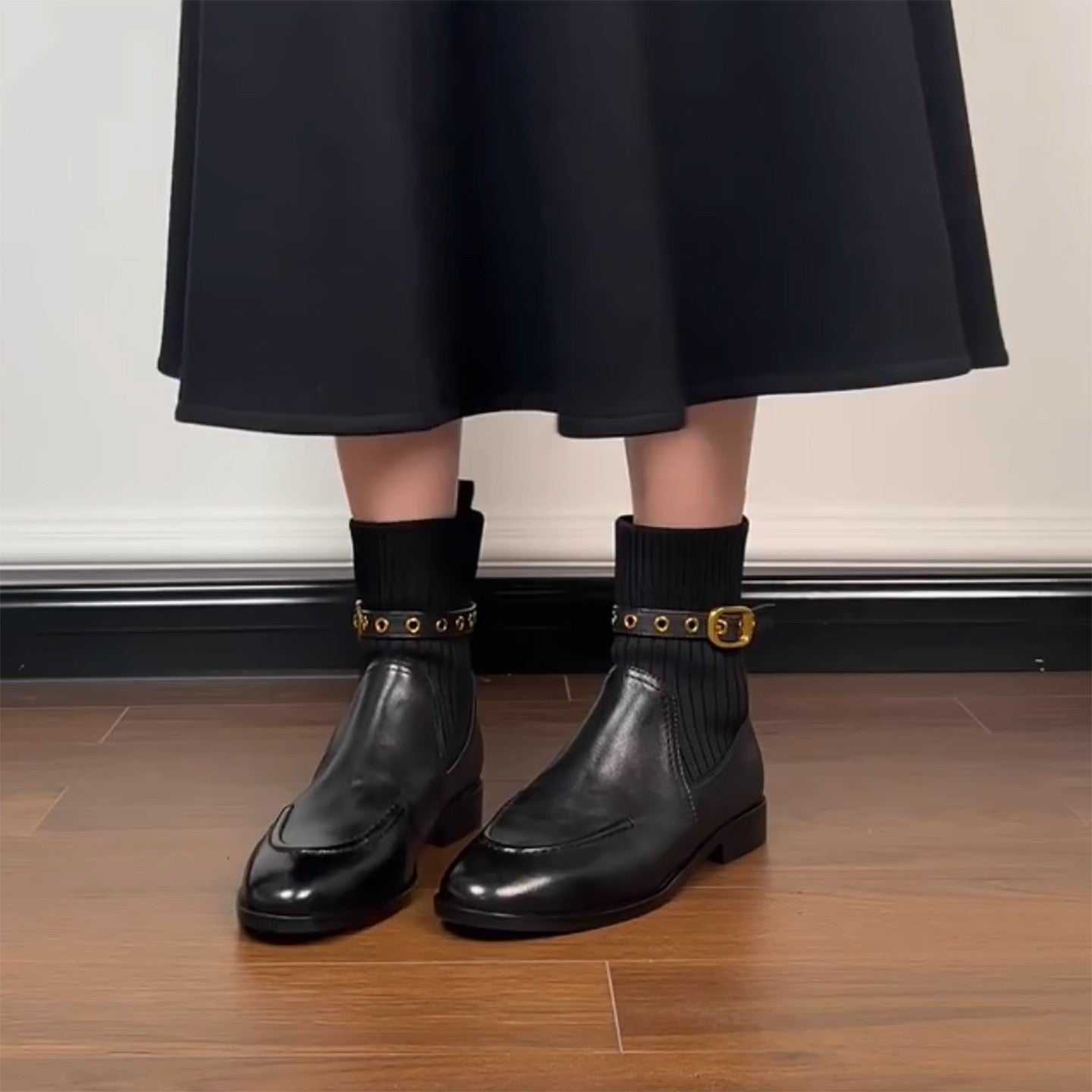 Women's Martin Retro Easy Matching Round Toe Metal Belt Buckle Chunky Boots