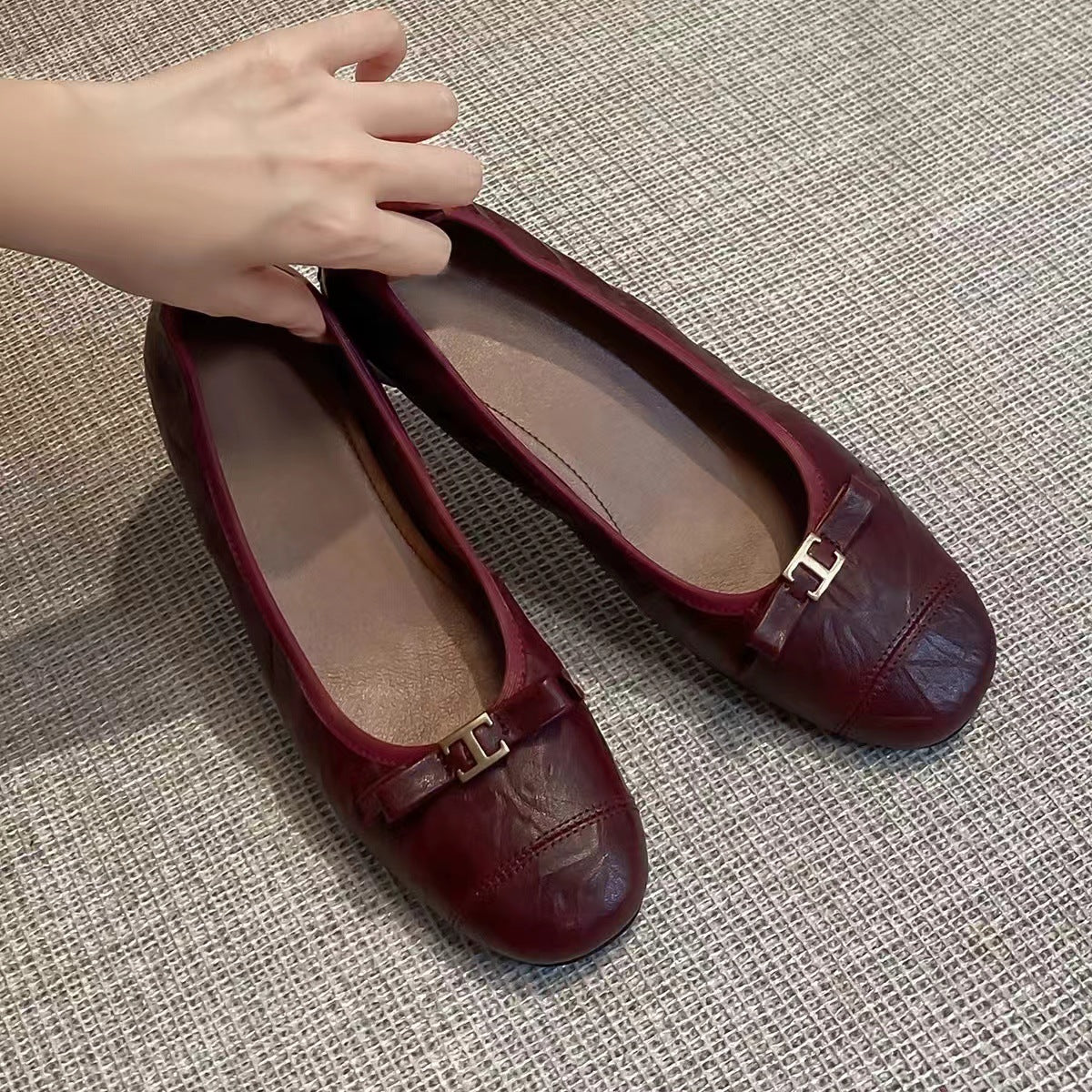 Women's Soft Sheepskin Low Round Head Low-cut Women's Fashion Shoes
