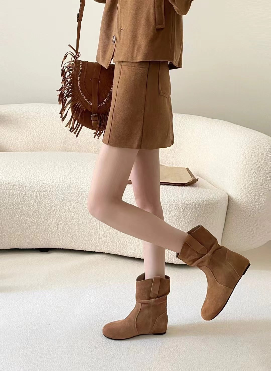 Women's Retro Height Increasing Insole Pile Style Slimming Western Short Boots