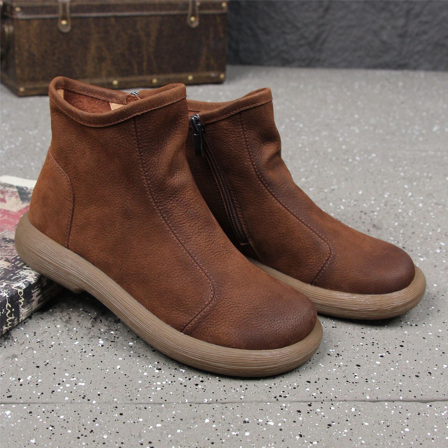 Women's Cowhide Retro Round Toe Side Zipper Short Boots