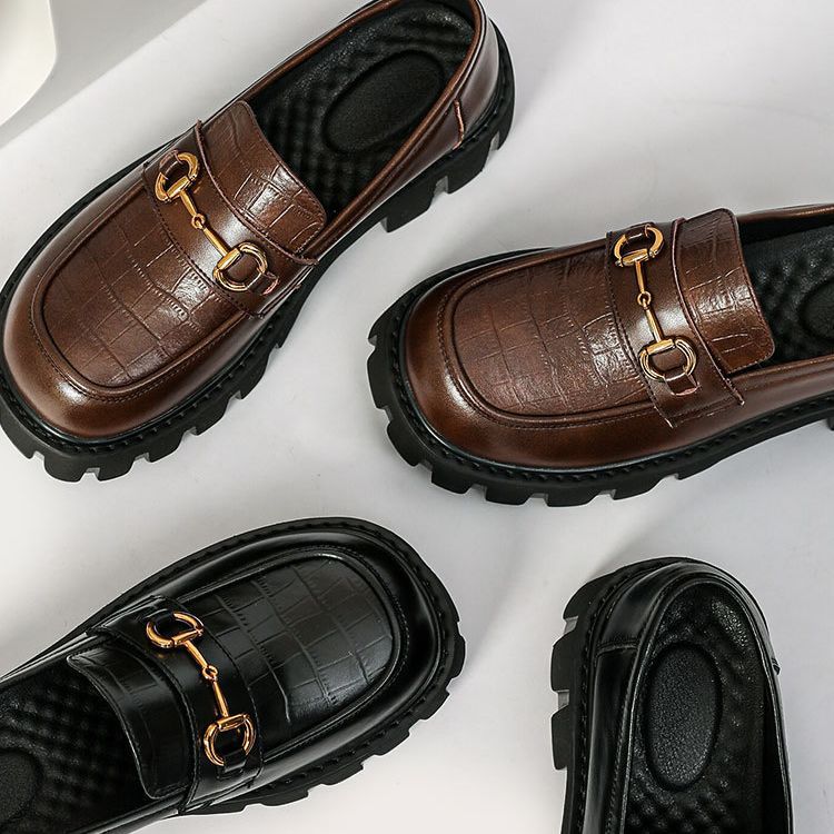 Women's Embossed Round Toe Platform Authentic British Leather Shoes