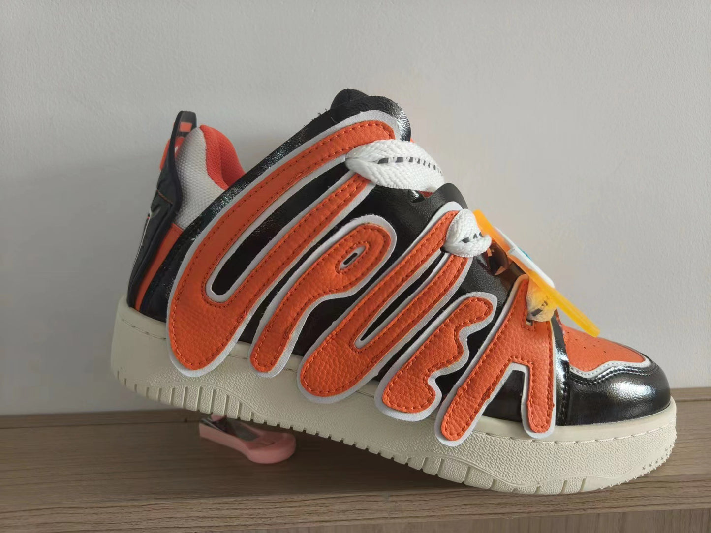 Women's & Men's Dopamine Letter Bread Niche Couple Fashion Sneakers