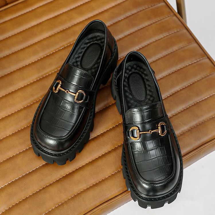 Women's Embossed Round Toe Platform Authentic British Leather Shoes
