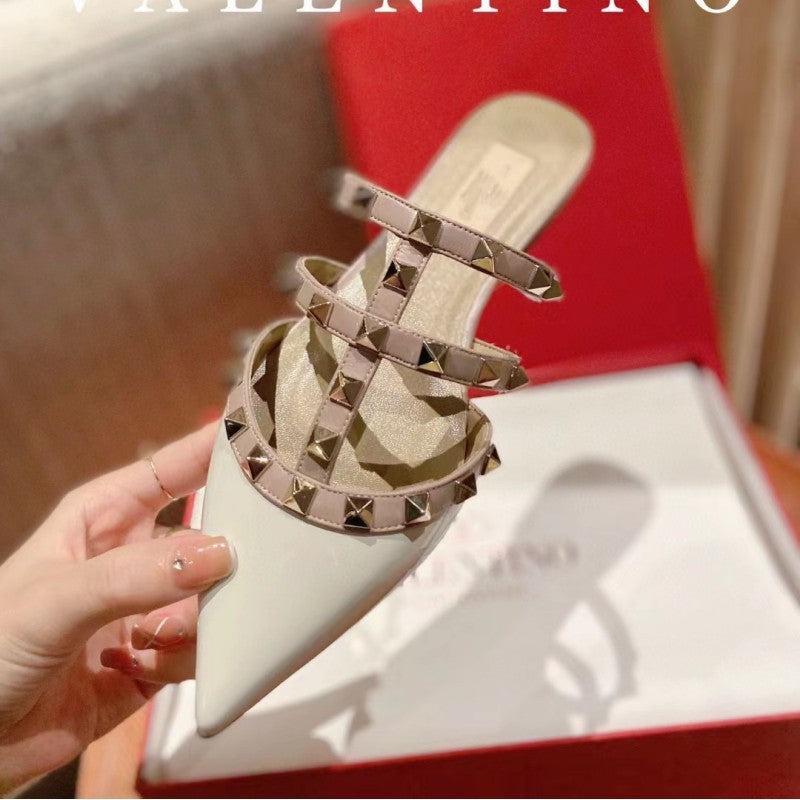 Women's Rivet Outer Wear Pointed Muller Flat Sandals
