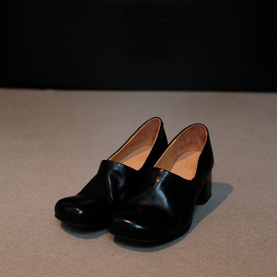 Women's Sheepskin Version Spring Retro Style Niche Round Loafers