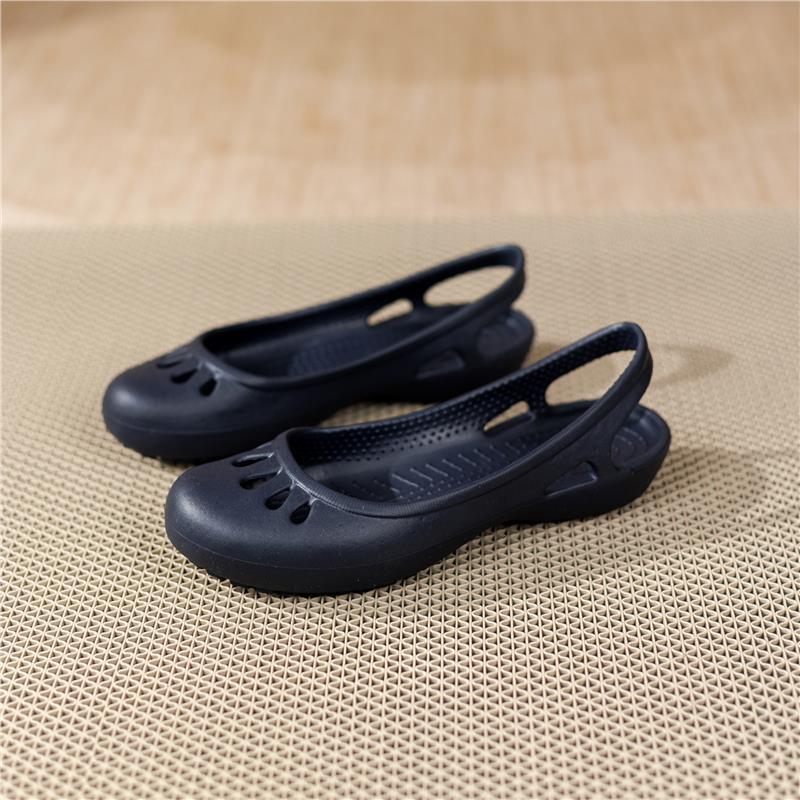 Women's Hospital Nurse White Closed Toe Plus Size Sandals