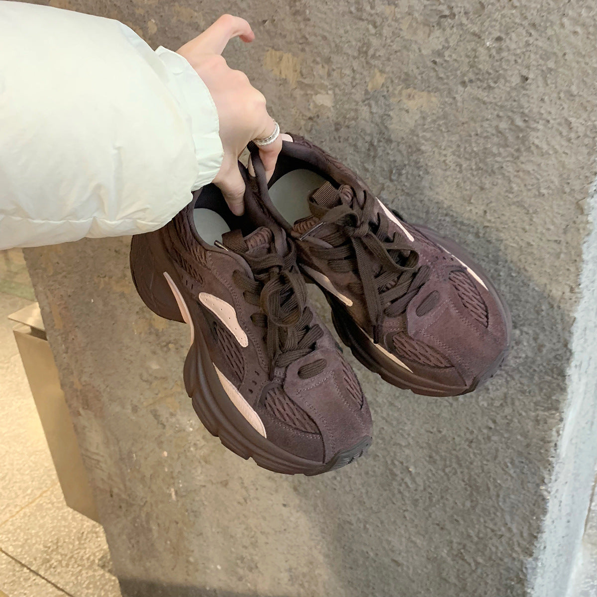 Version Grape Mom Sports Style Color Matching Lace Sneakers