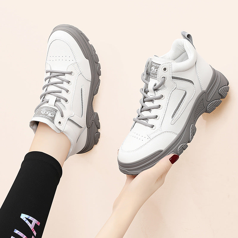 Women's Round Toe Autumn Comfortable Platform Retro Casual Shoes