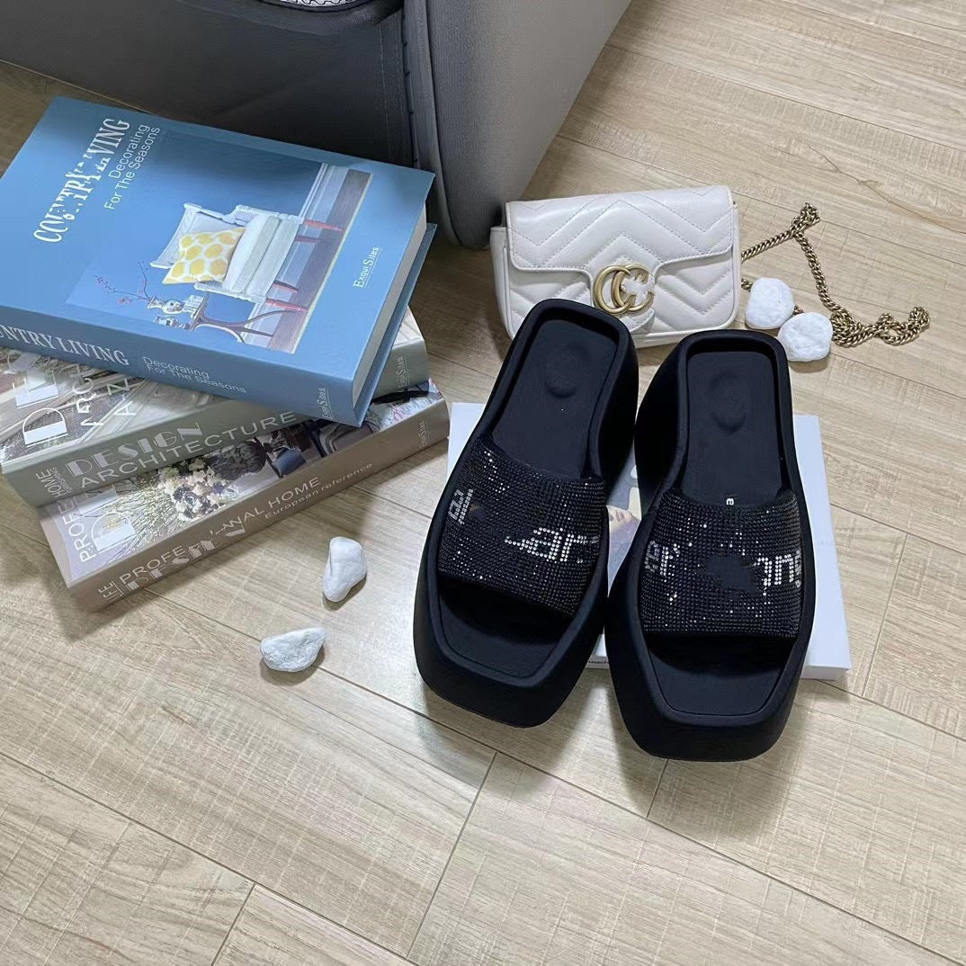 Women's Thick-soled Square Toe Outdoor One-word Slippers