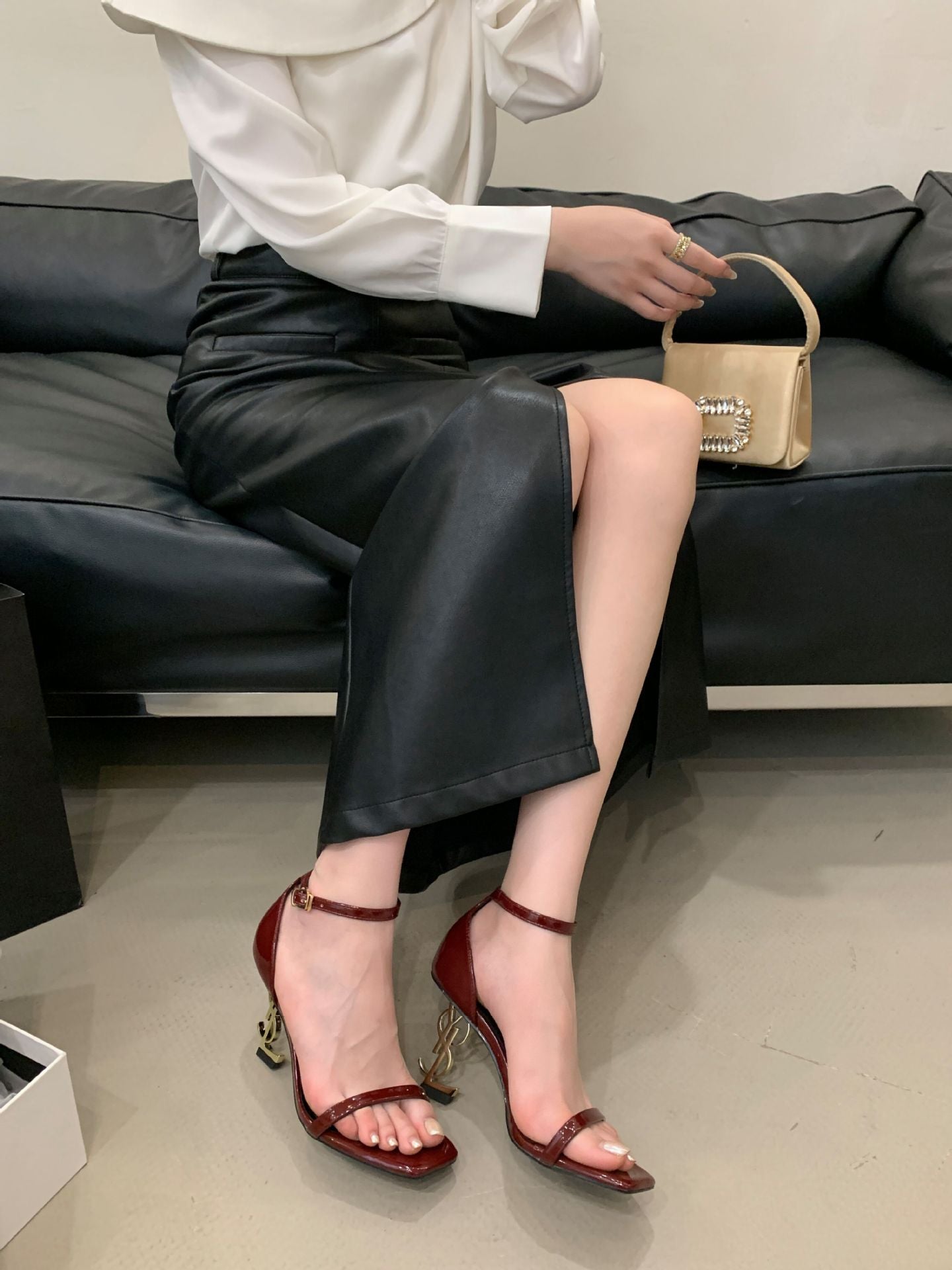 Women's Classic Style Sexy Letters Summer Strap Buckle Women's Shoes