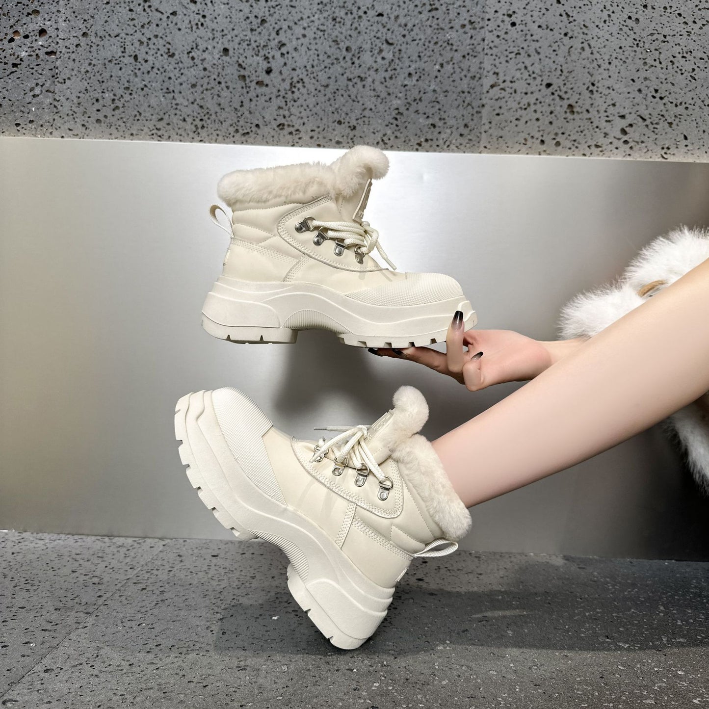 Female Winter Outdoor Genuine Plus Veet Snow Boots