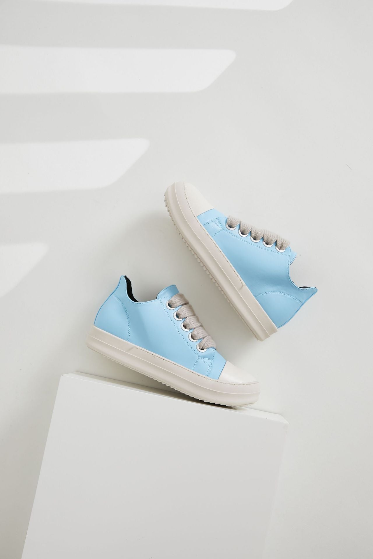 Women's White Thick Shoelaces Personality Tide Bottom Stitching Casual Shoes