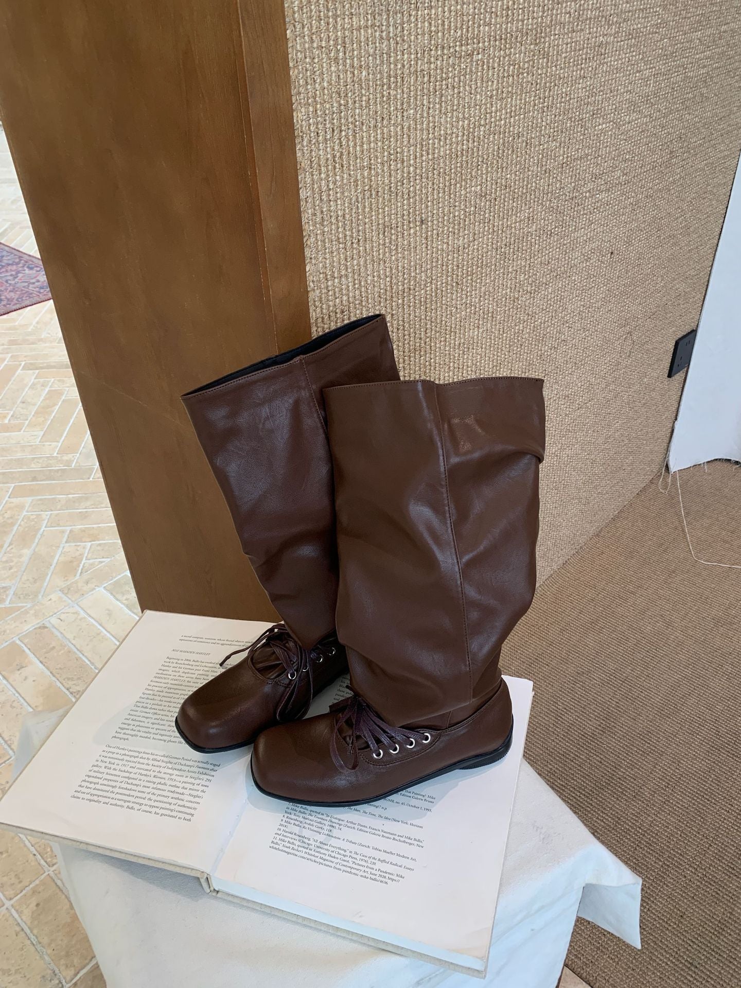 Distressed Wrinkled Autumn Korean Style Comfortable Women's Leather Boots