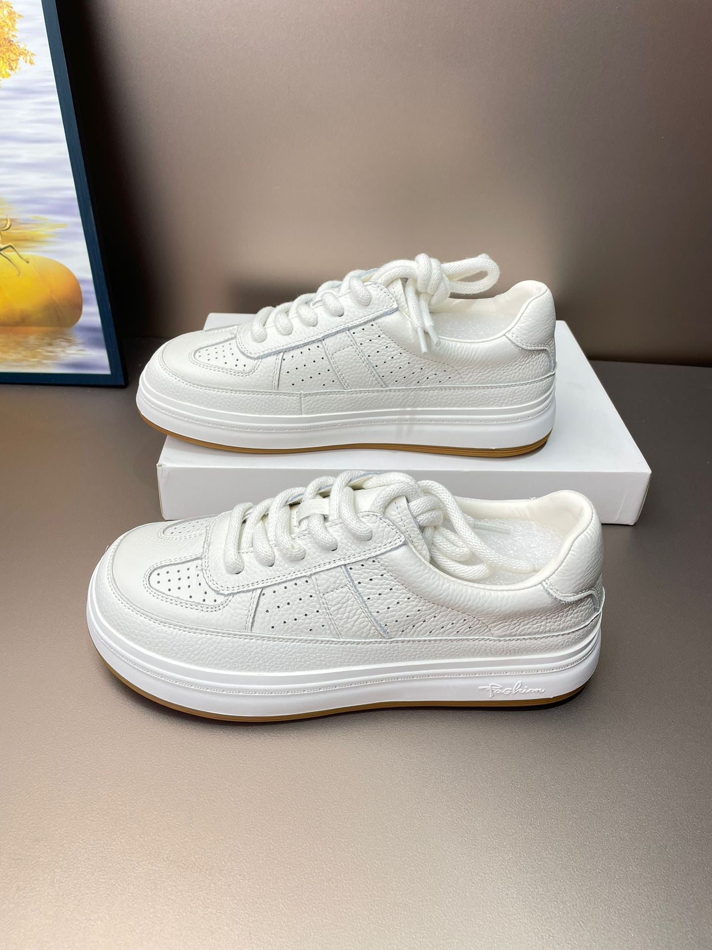 Female Summer Authentic Hollow Out Breathable Simple Flat Sandals