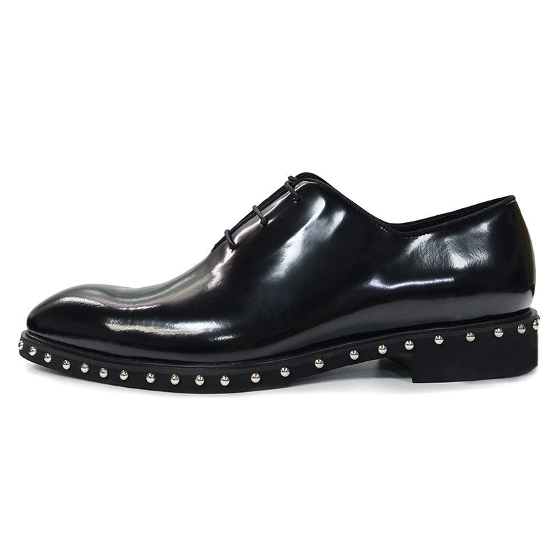 Creative Men's Metal Rivet Cowhide Pointed Men's Business Leather Shoes