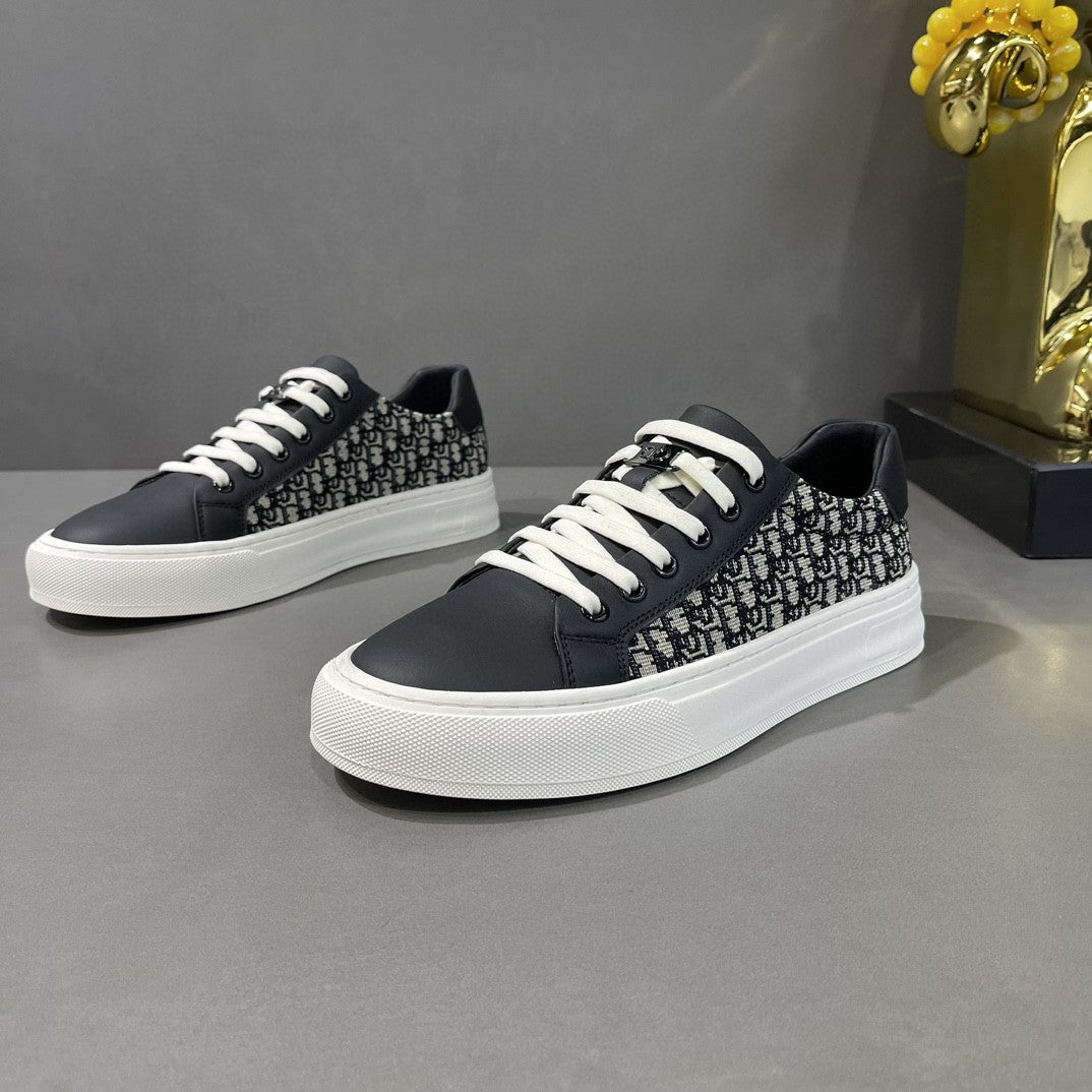 Men's Trendy Genuine Breathable Cloth Light Luxury Sneakers