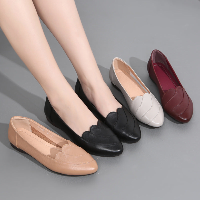 Women's Spring Genuine Soft Bottom Flat Large Women's Shoes