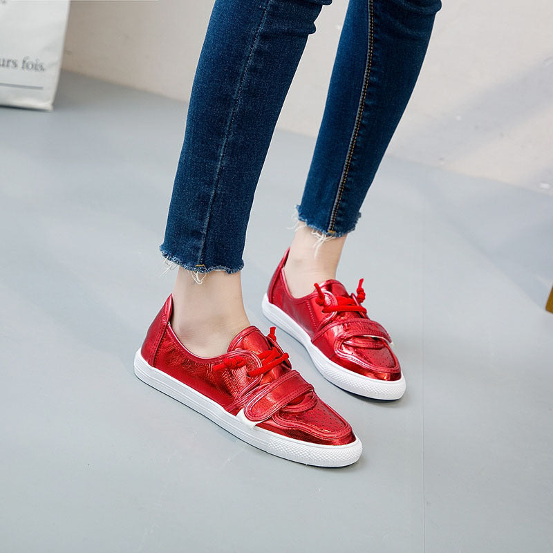 Women's Spring White Korean Bright Flat Board Sneakers