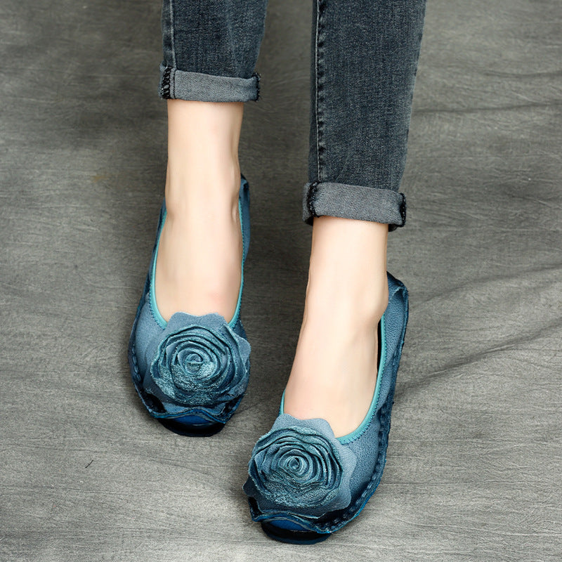 Women's Spring Ethnic Style Retro Flower Flat Cowhide Soft Women's Casual Shoes