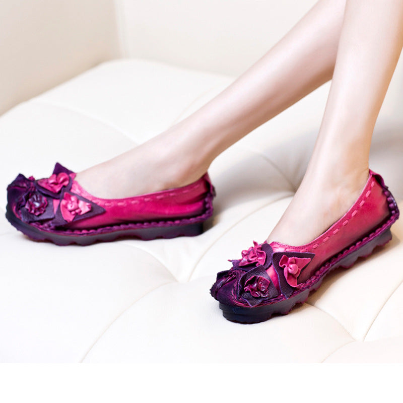 Women's Spring Ethnic Style Retro Flower Flat Cowhide Soft Bottom Large Women's Casual Shoes