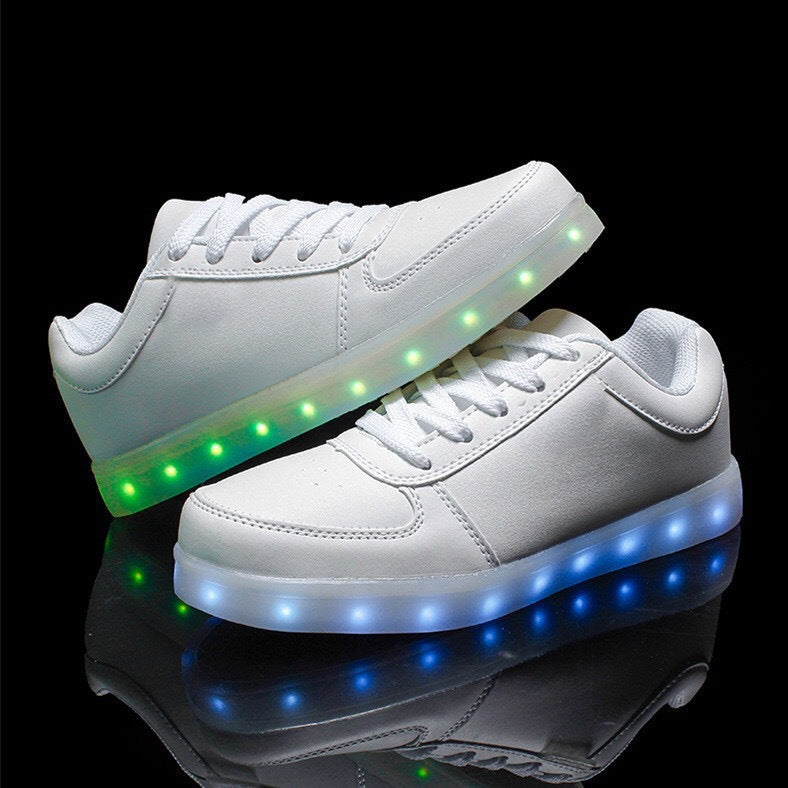 Women's & Men's Fashion Light Board Charging Casual Shoes