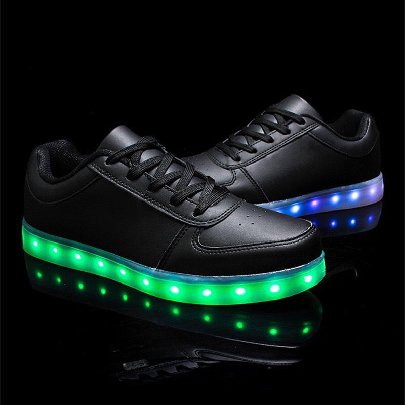 Women's & Men's Fashion Light Board Charging Casual Shoes