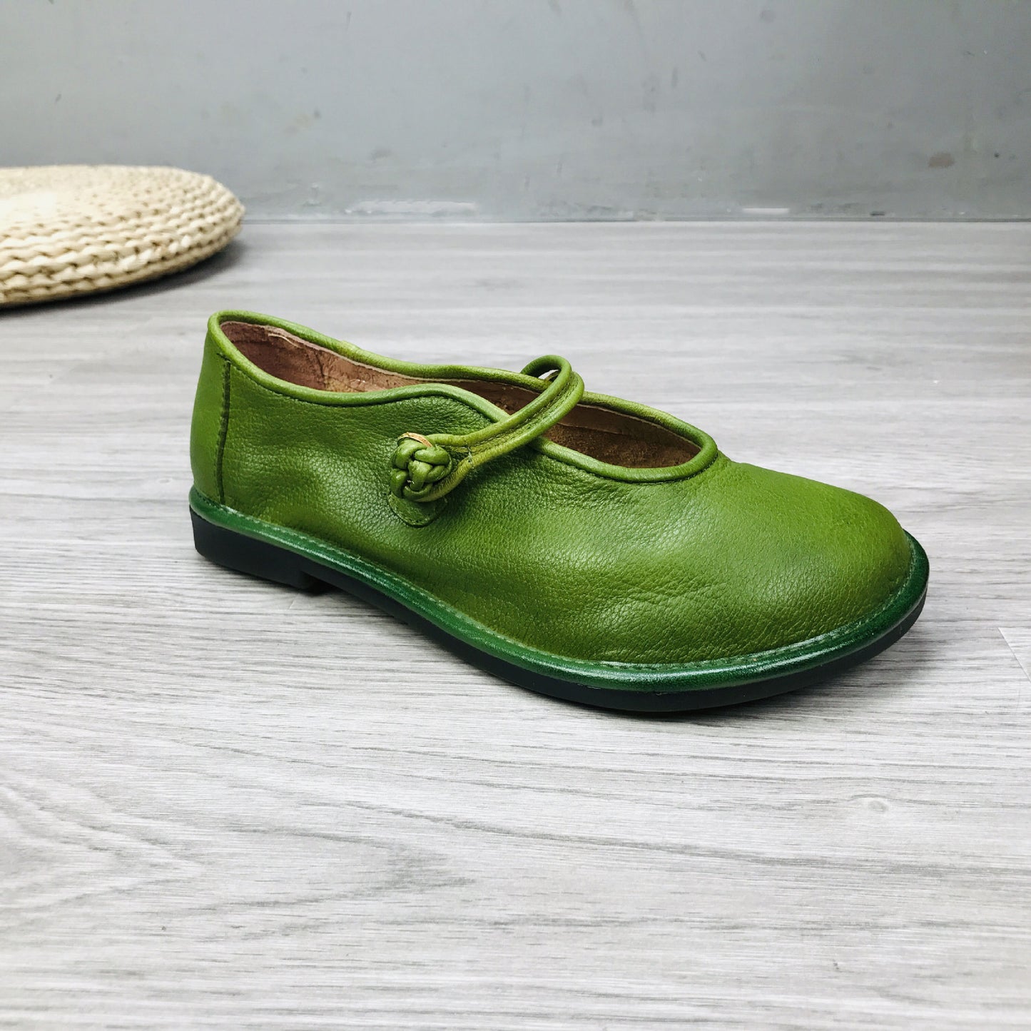 Women's Authentic Low Spring Cowhide Single-layer One-word Women's Casual Shoes