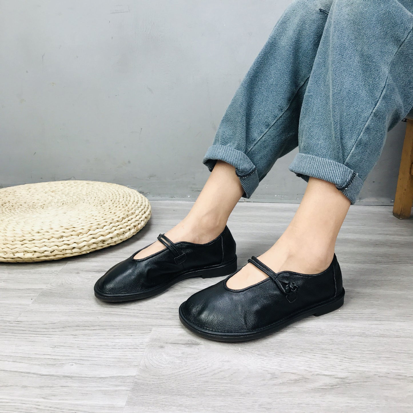 Women's Authentic Low Spring Cowhide Single-layer One-word Women's Casual Shoes