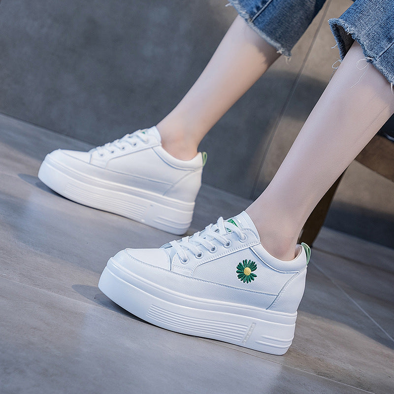 Women's Platform White Korean Height Increasing Insole Mesh Surface Little Daisy Women's Sports Shoes