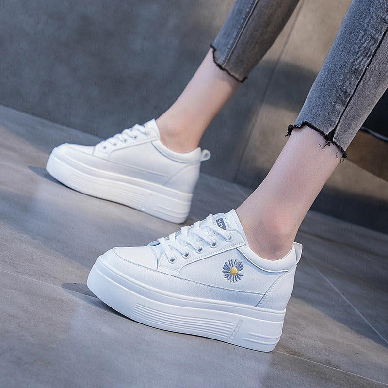 Women's Platform White Korean Height Increasing Insole Mesh Surface Little Daisy Women's Sports Shoes