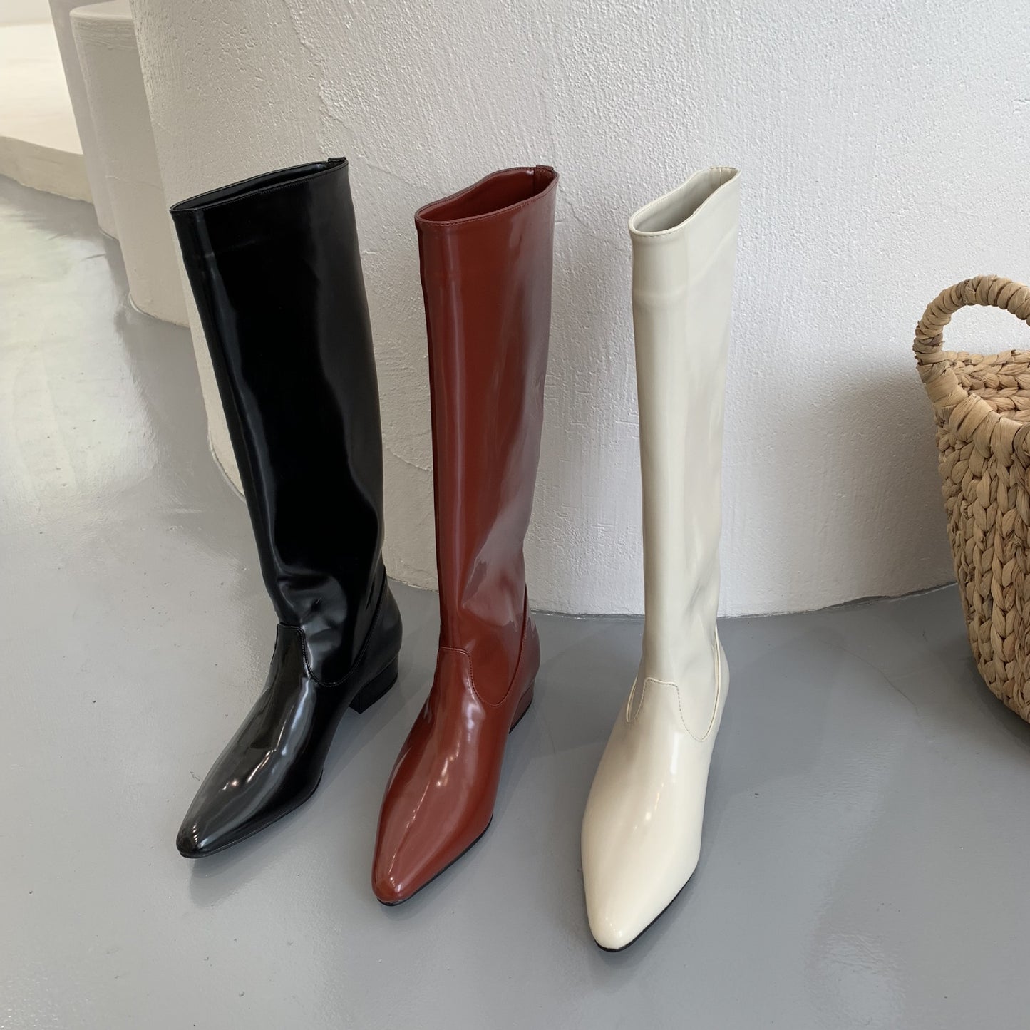 Low High Female Niche Pointed Toe Chunky Below The Knee Women's Leather Boots