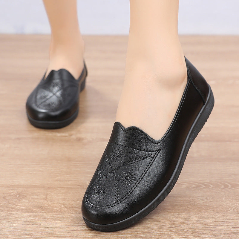 Women's Tendon Bottom Soft Slip-on Flat Round Leather Shoes